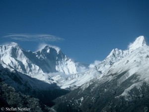 Mount Everest und Lhotse (Bildmitte) 