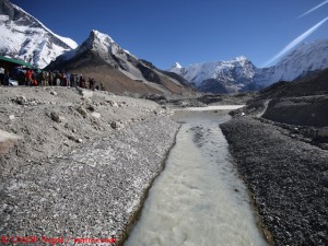 Abflusskanal am Imja-Gletschersee