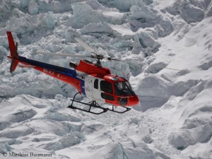 Rescue helicopter over the Khumbu Icefall