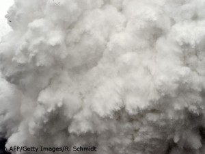The avalanche from Pumori on 25 April 2015