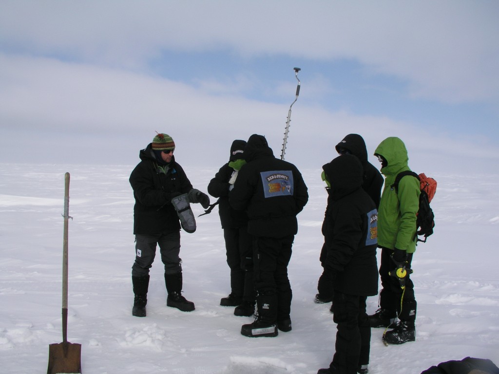 Marc Cornelissen shows climate ambassadors how to drill to measure ice thickness (i.Quaile, Alaska, 2008)