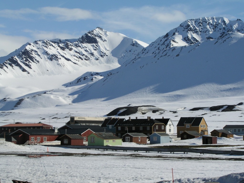 International Research Village Ny Alesund, Spitsbergen (Pic: I.Quaile, 2007)