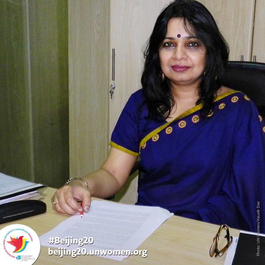 Going against the norm, Aasha Mehreen Amin has risen in the field of media in Bangladesh, essentially dominated by men, to become an influential opinion-maker as the editor of ‘The Star’, the most read weekly magazine for 18 years. (© UN Women)