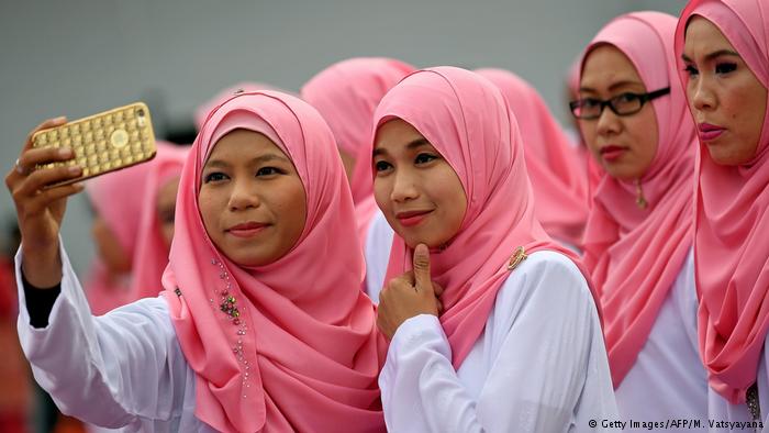 Malaysia criminalizes child grooming, not child marriage  Abuse